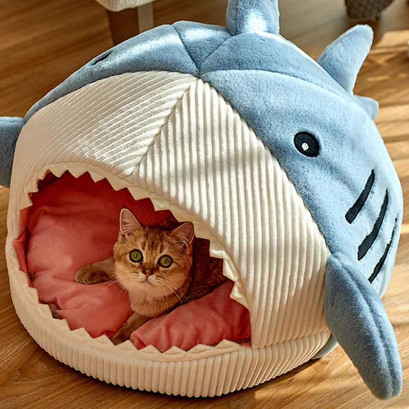 Enclosed Cat Bed – Warm Hooded Cave Nest for Cats & Kittens, S/M/L